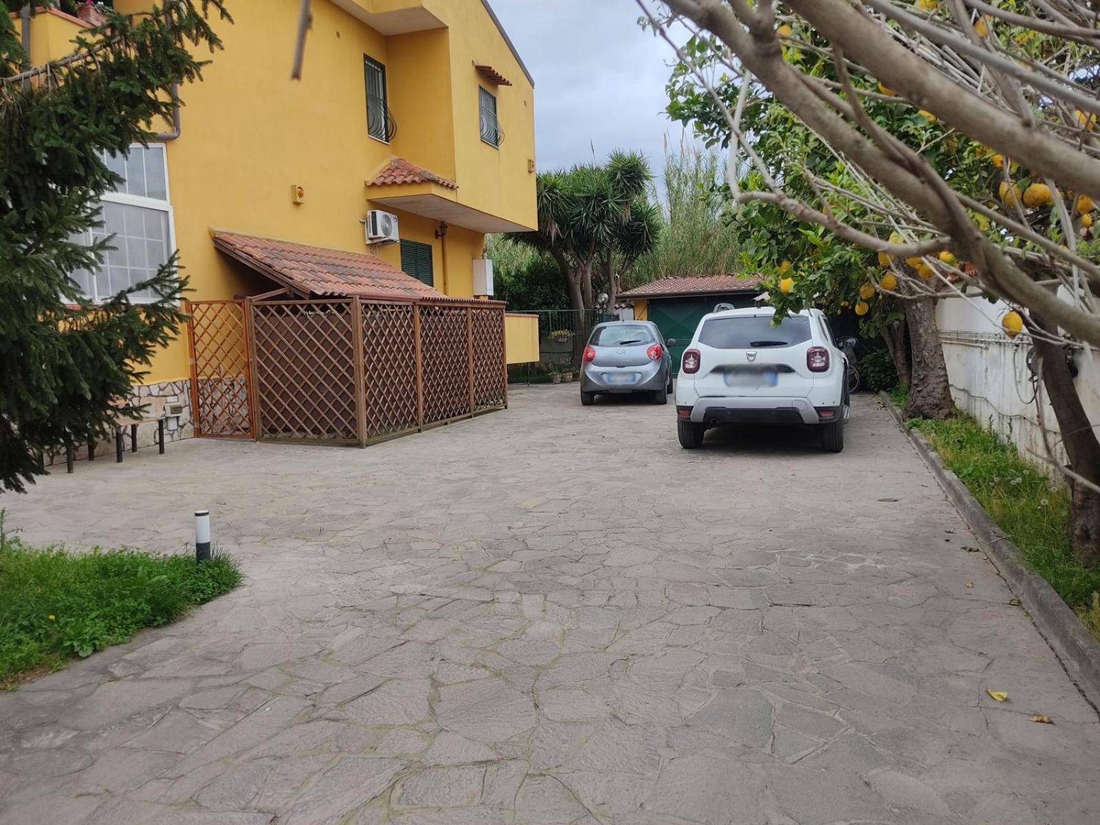 Sweethome Appartamento In Villa Privata Varcaturo Ngoại thất bức ảnh
